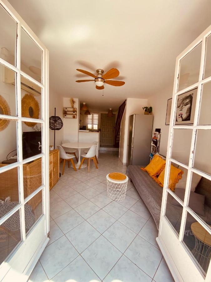 Mazet Dans Residence Avec Piscine Au Coeur Du Golfe De Saint-Tropez Cogolin Exterior photo