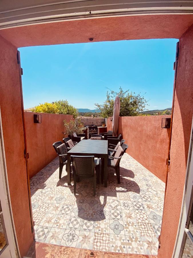 Mazet Dans Residence Avec Piscine Au Coeur Du Golfe De Saint-Tropez Cogolin Exterior photo